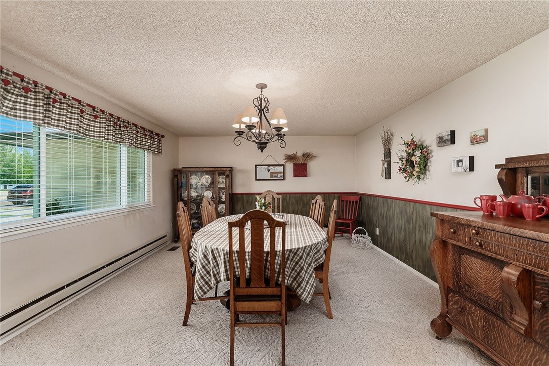 6248 Victoria Lane
