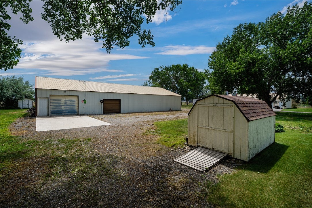 6248 Victoria Lane