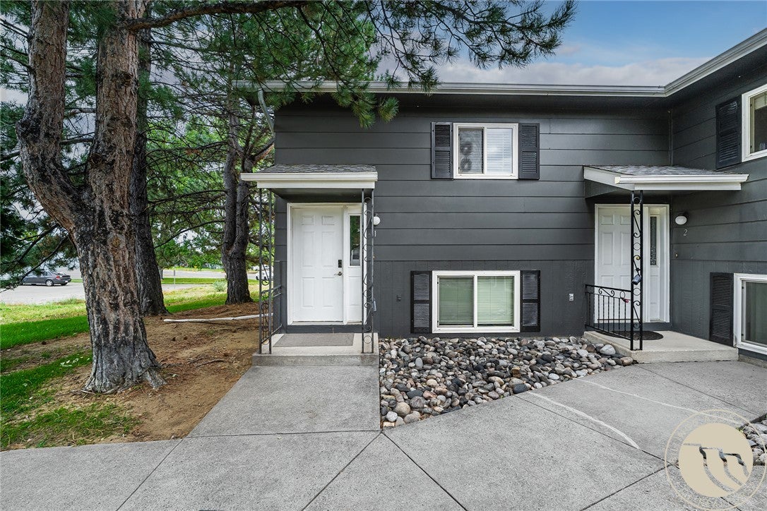 1320 Mineral Place 1