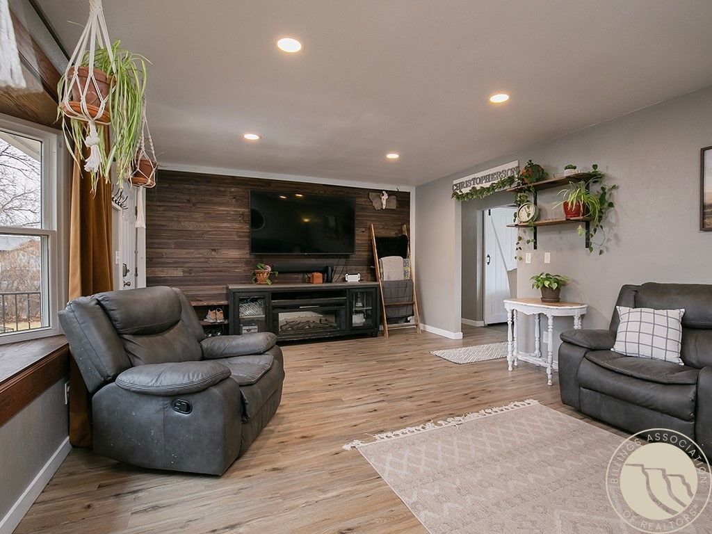 Photo of 1704 Burlington Avenue, Billings, MT 59102 (MLS # 357551)