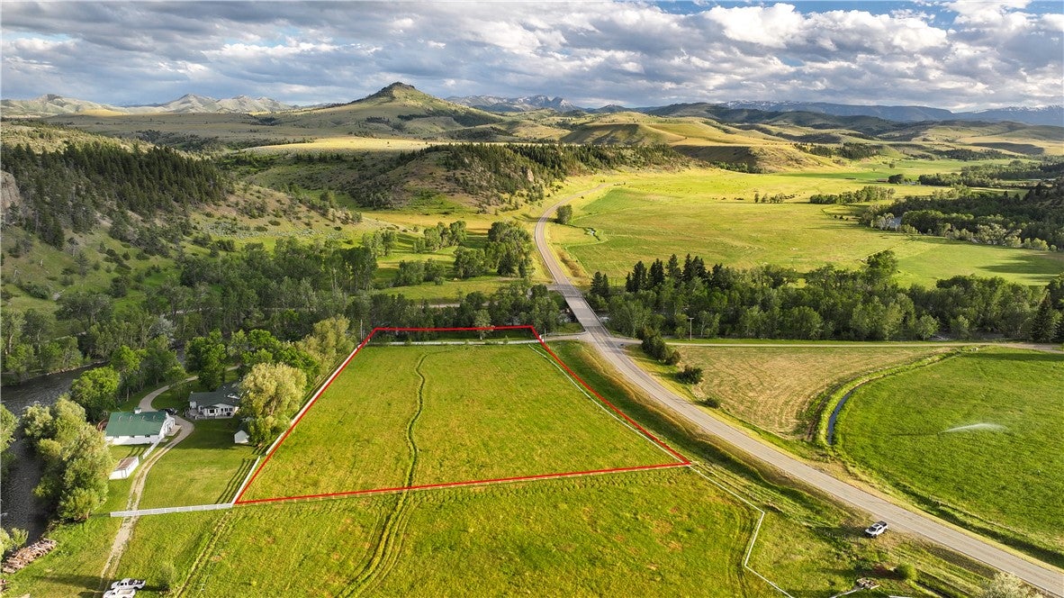 TBD Main Boulder Road