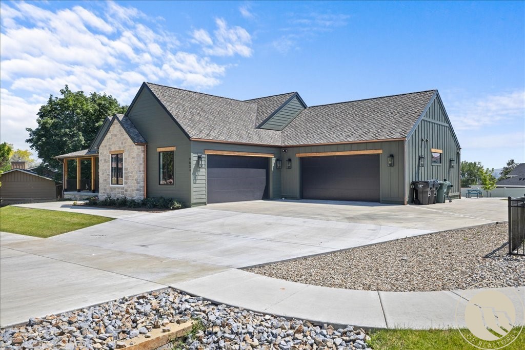 4624 Toyon Drive