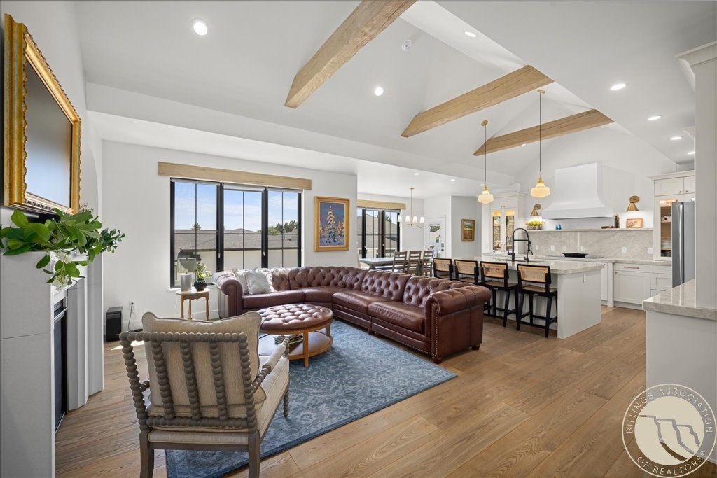 4624 Toyon Drive