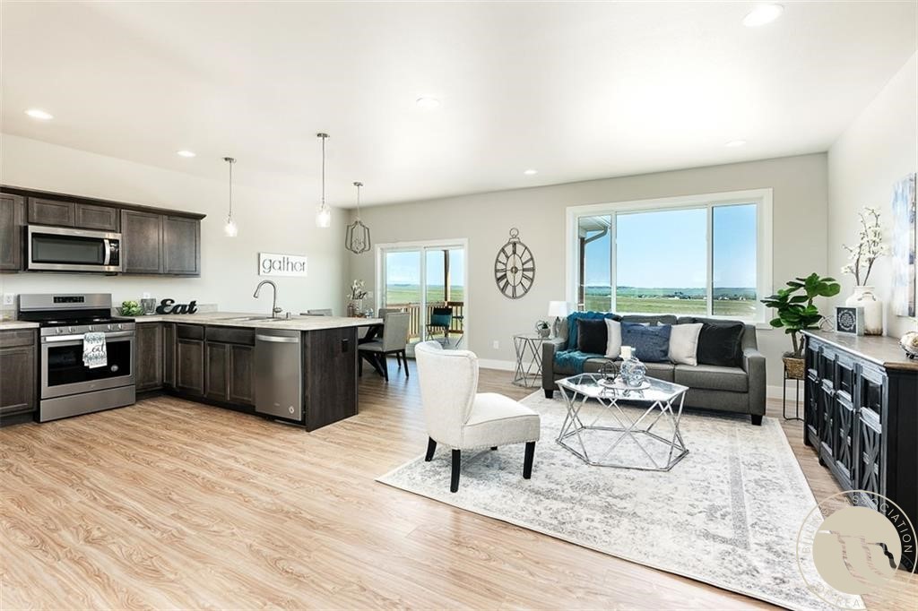 577 Chino Circle