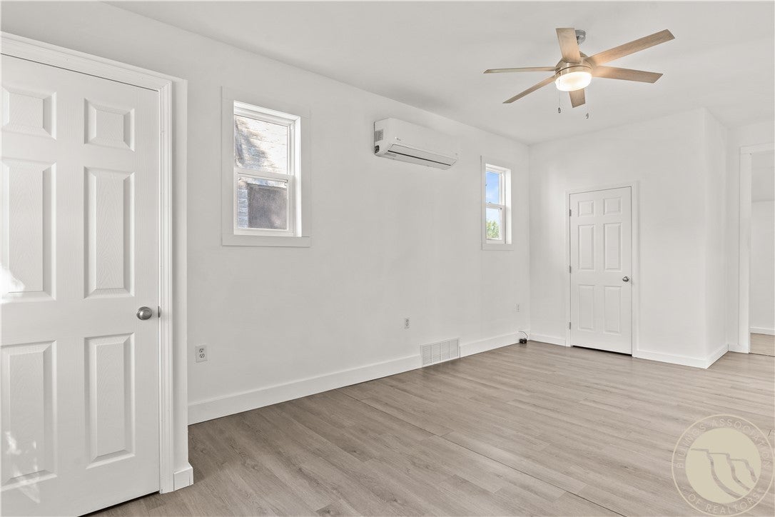 214 2nd Street E