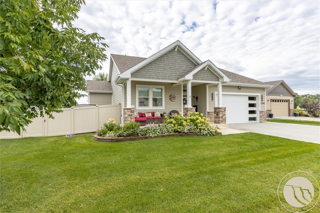 3005 Golden Acres Dr