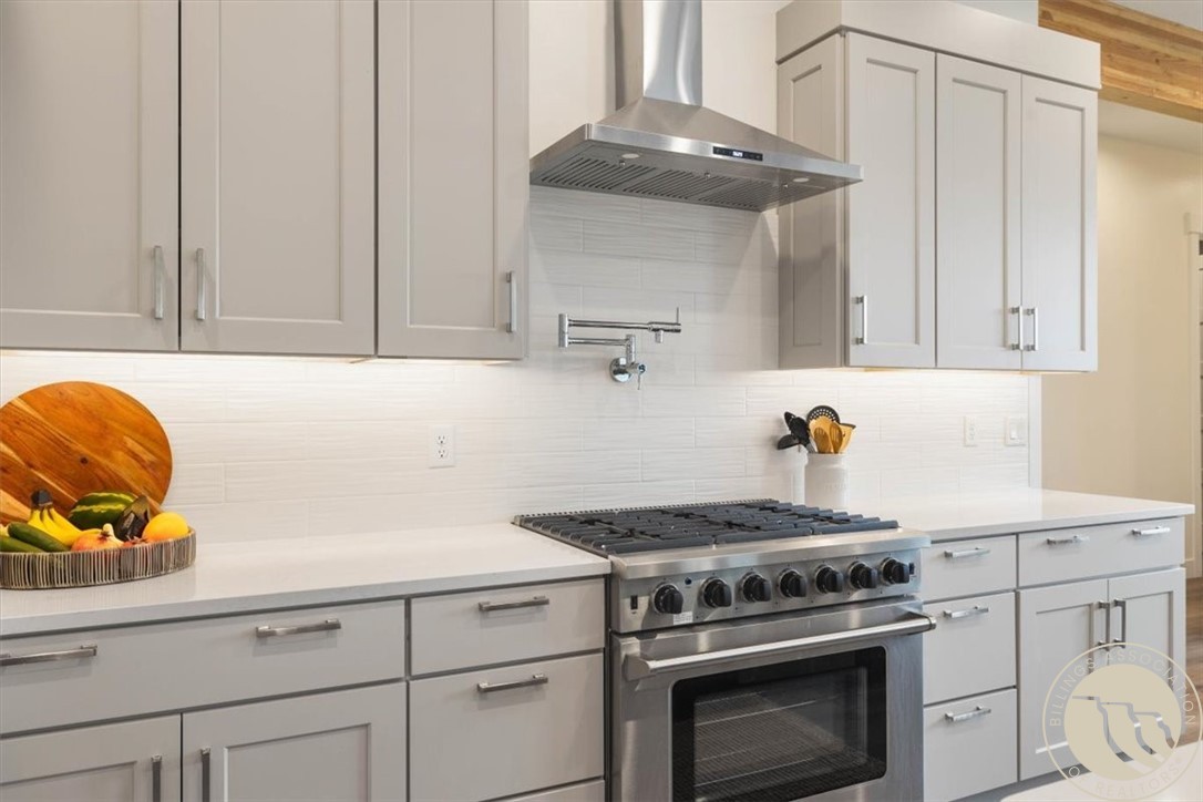 6113 Creek Crossing Road