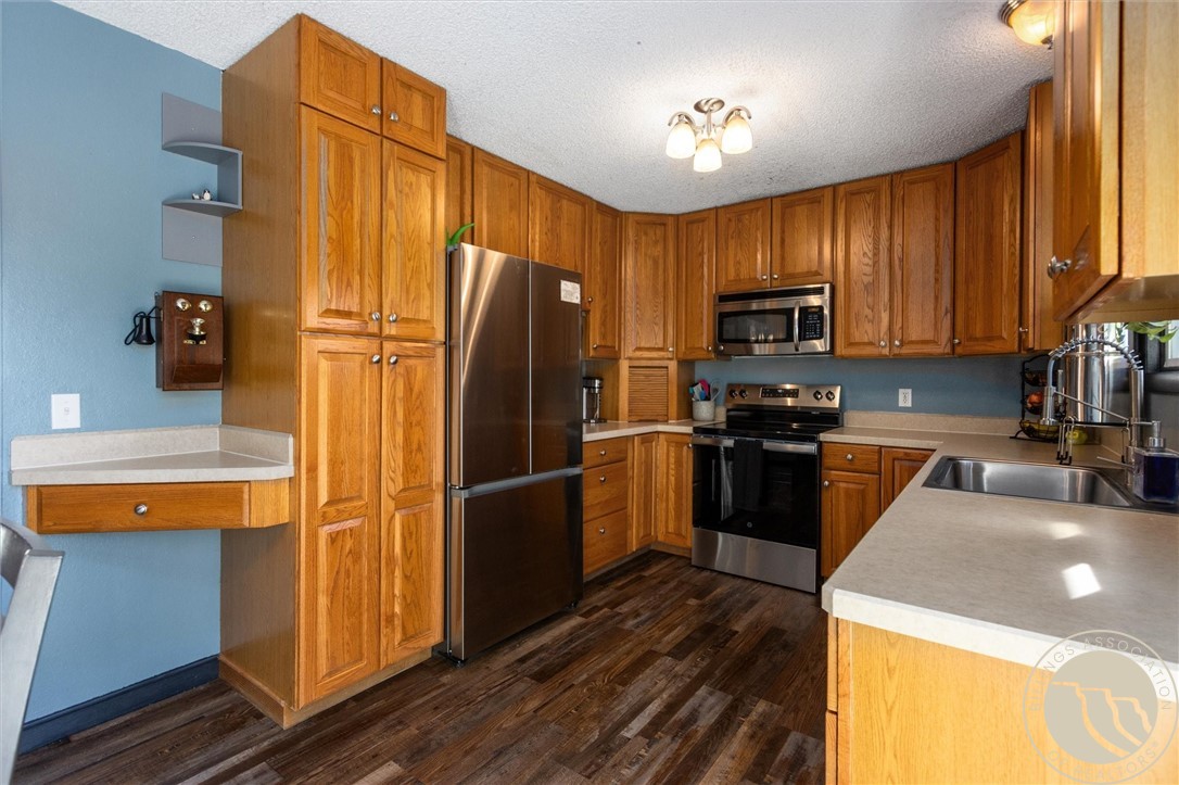 2905 Lynwood Circle