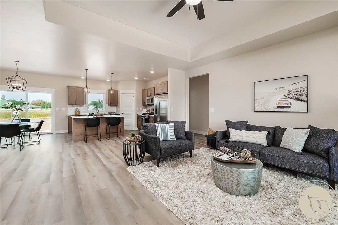 1327 Tania Circle