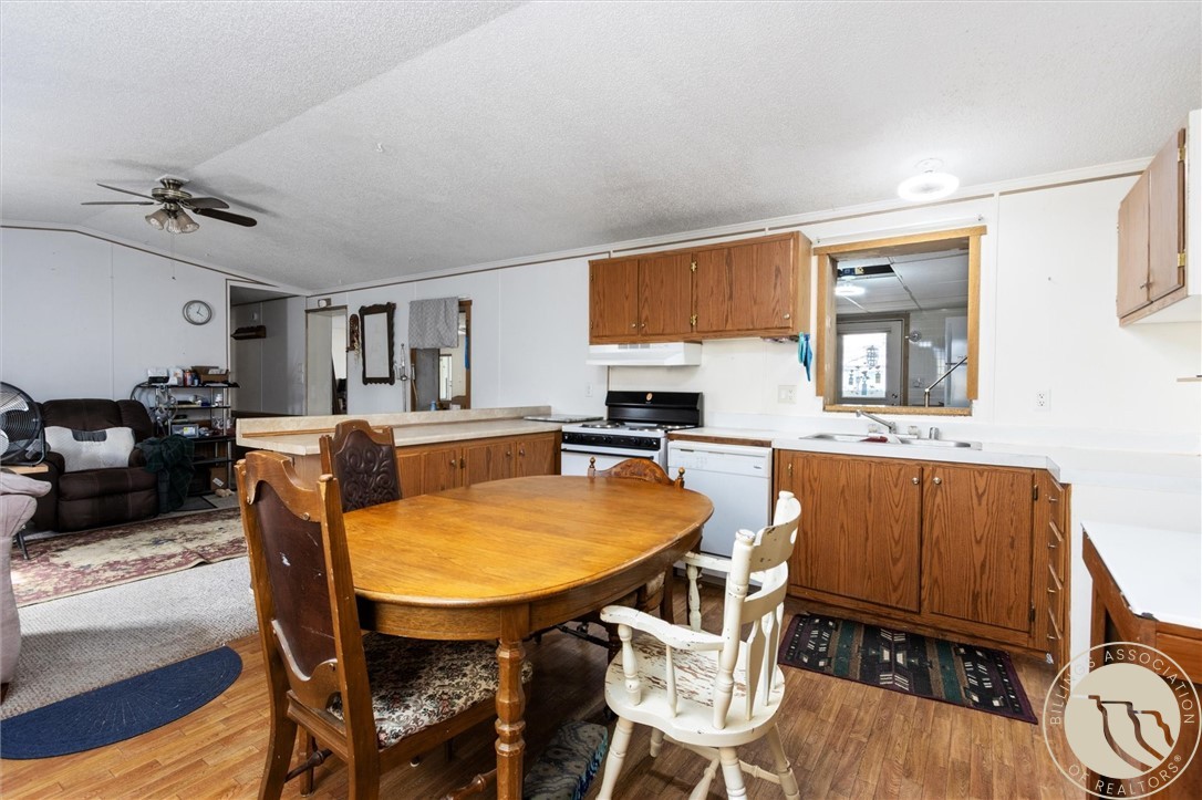 118 1st Avenue SW