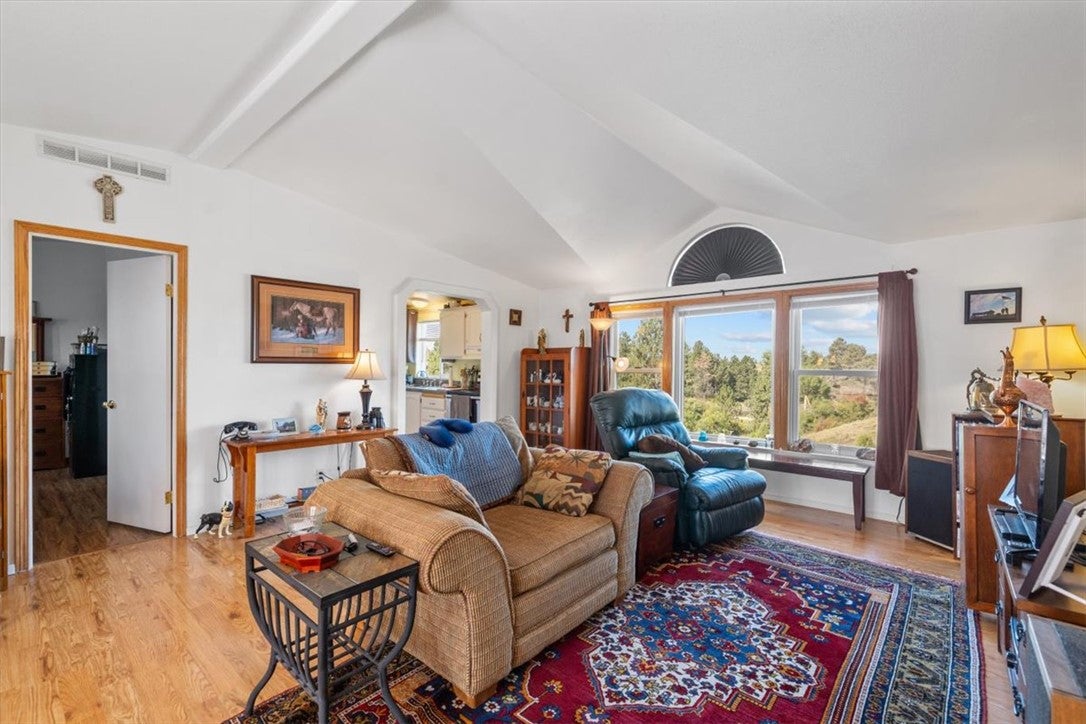 4605 Old Custer