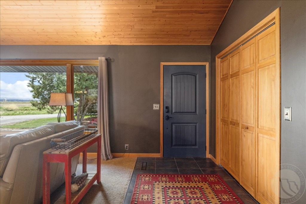 5741 Lazy Lane