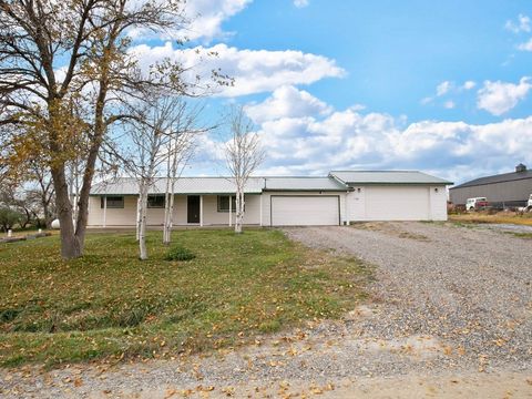 7106 LANCE Street Shepherd MT 59079