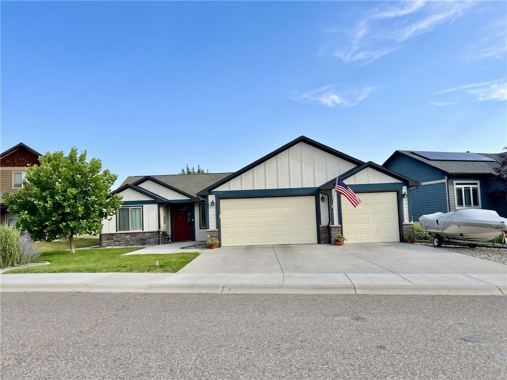 2606 Meadow Creek