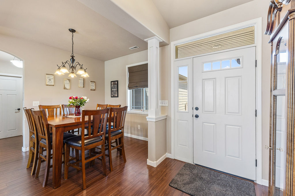 2606 Meadow Creek
