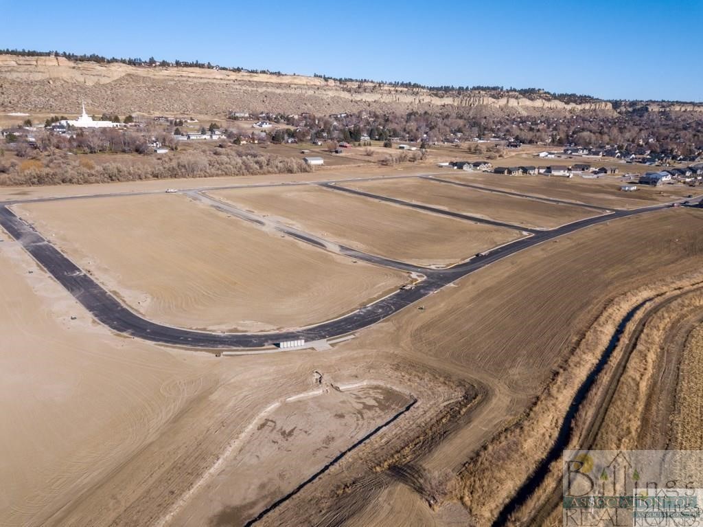 4902 Silver Creek Trail