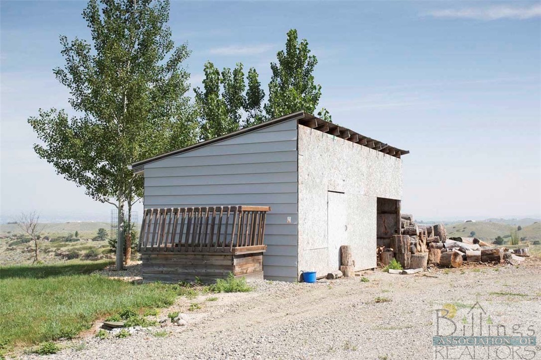 Billings, Montana 59101, United States, 5 Bedrooms Bedrooms, ,4 BathroomsBathrooms,Residential,Active,72131