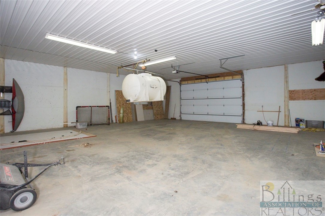 Billings, Montana 59101, United States, 5 Bedrooms Bedrooms, ,4 BathroomsBathrooms,Residential,Active,72131