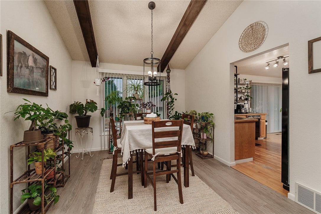 780 Tepee Trail