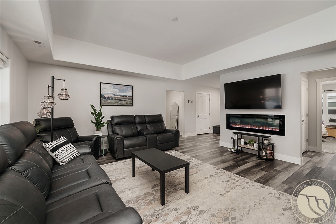 1315 Watson Peak Road