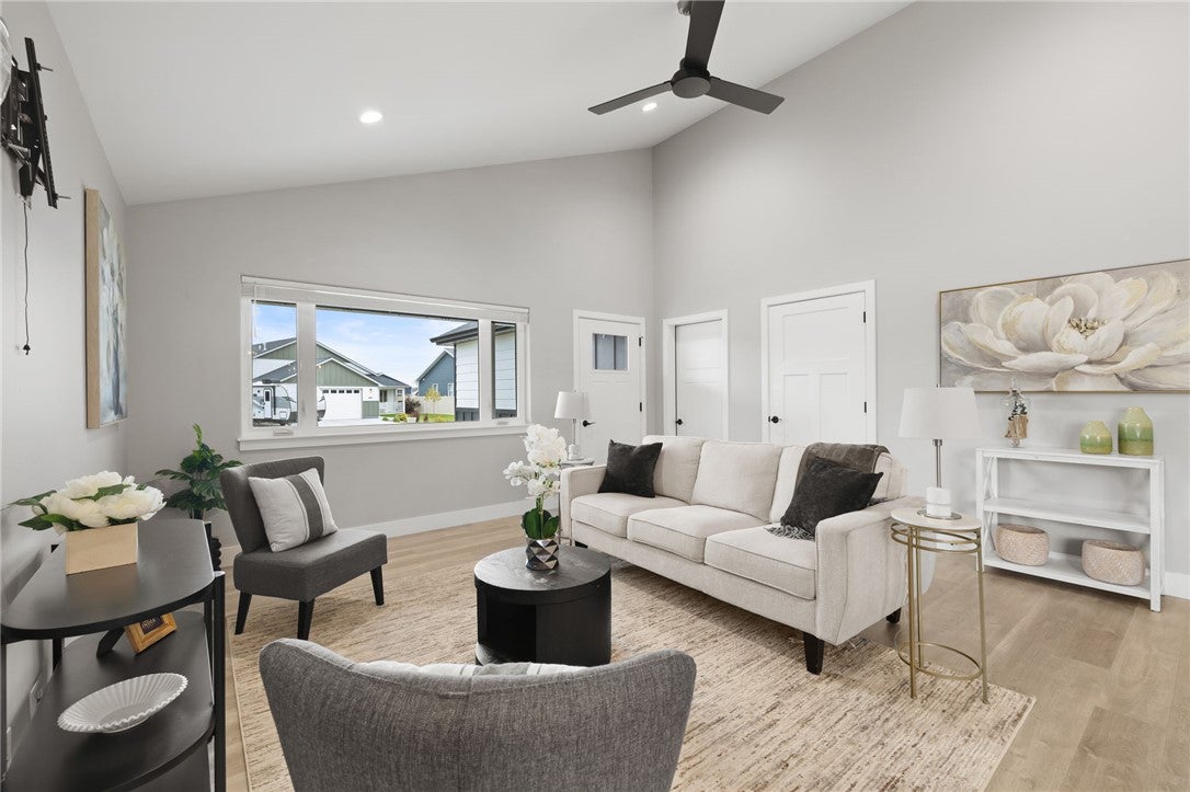 2460 Bonito Loop