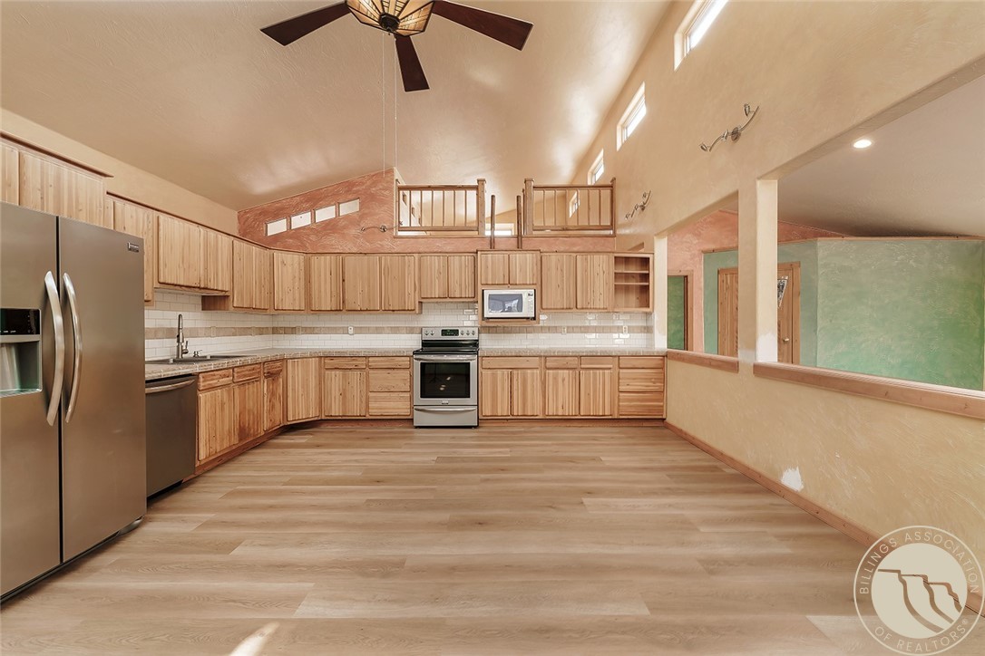147 Stillwater Loop