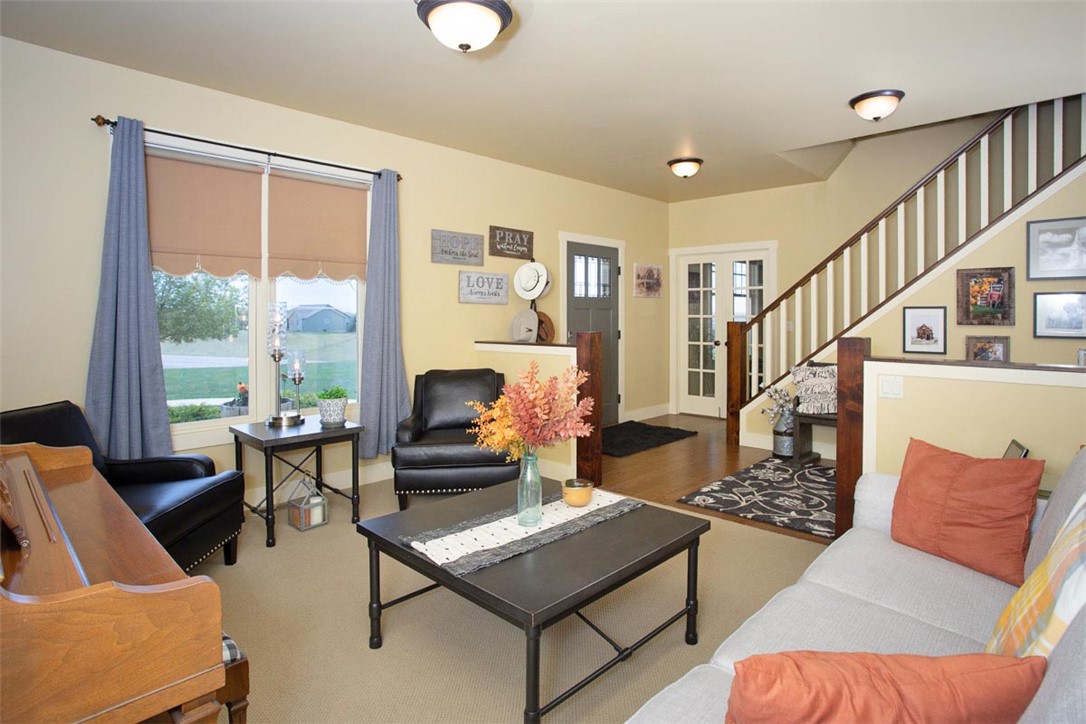 5445 Crest View Drive