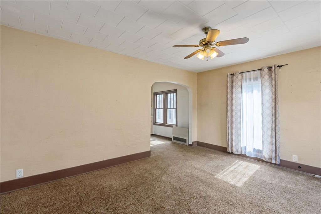 Photo of 119 S Woodard Avenue, Absarokee, MT 59001 (MLS # 358654)