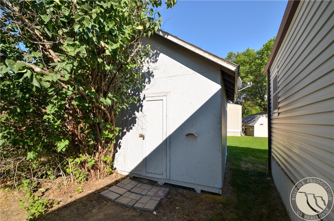 25 Redrock Drive