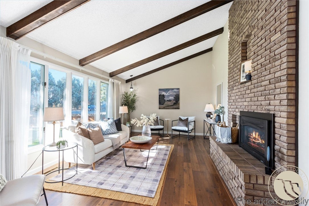 35 Lexington Drive