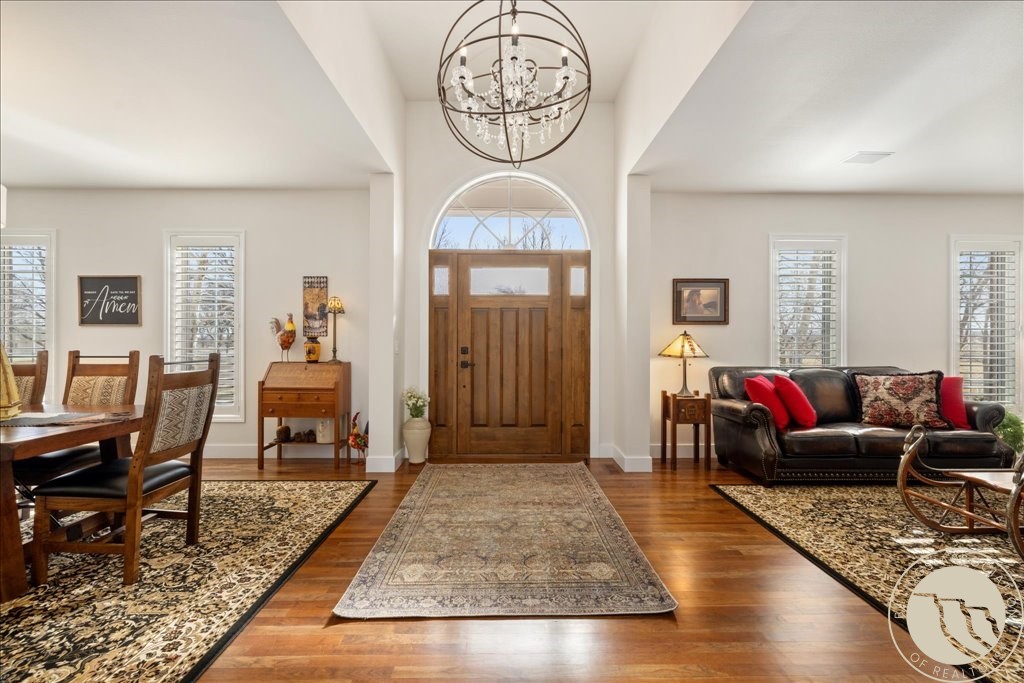 5755 Canterbury Trail