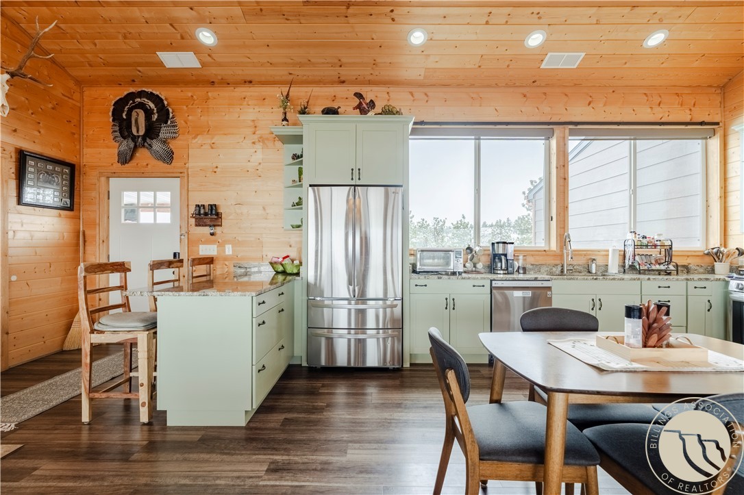 3230 Rocky Ridge Road