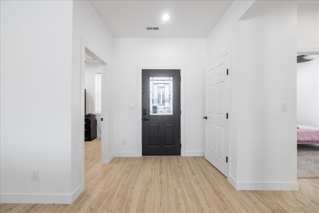 339 Annandale Rd