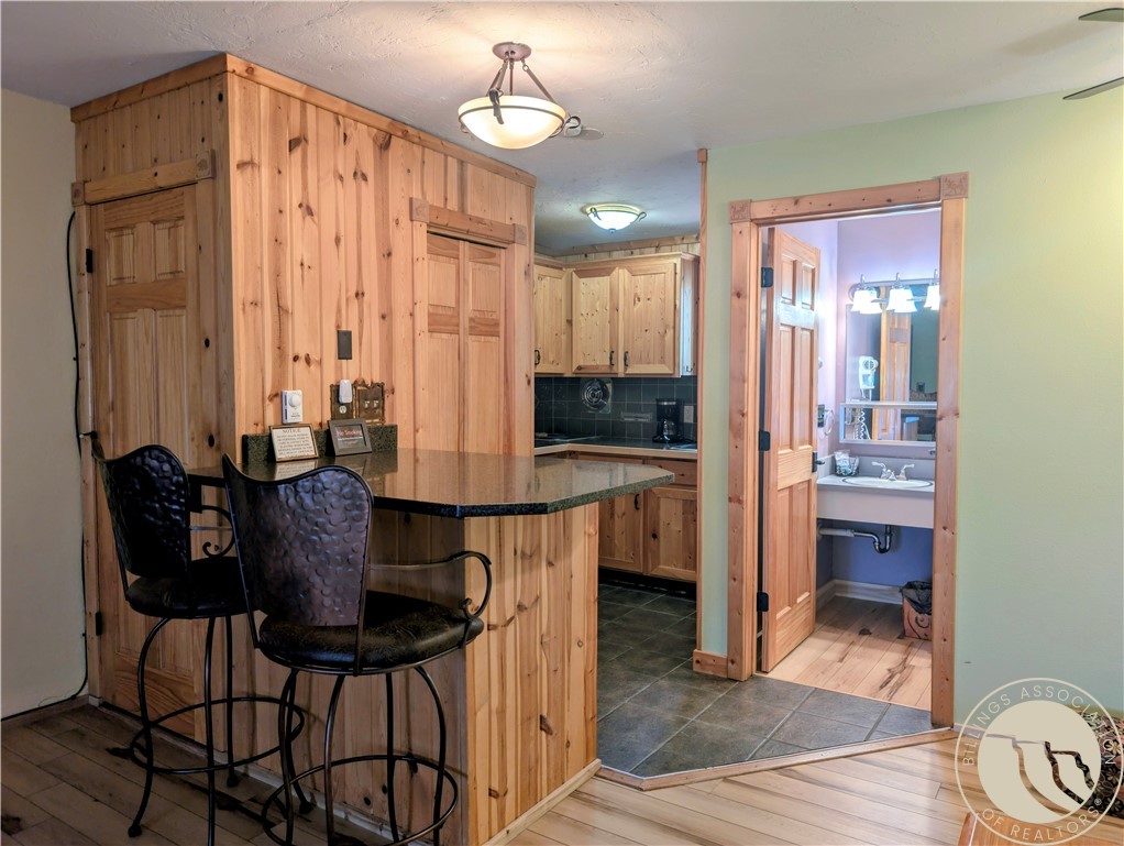 1505 S Broadway S 105