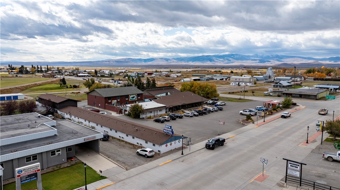 202 & 301 W Main Street