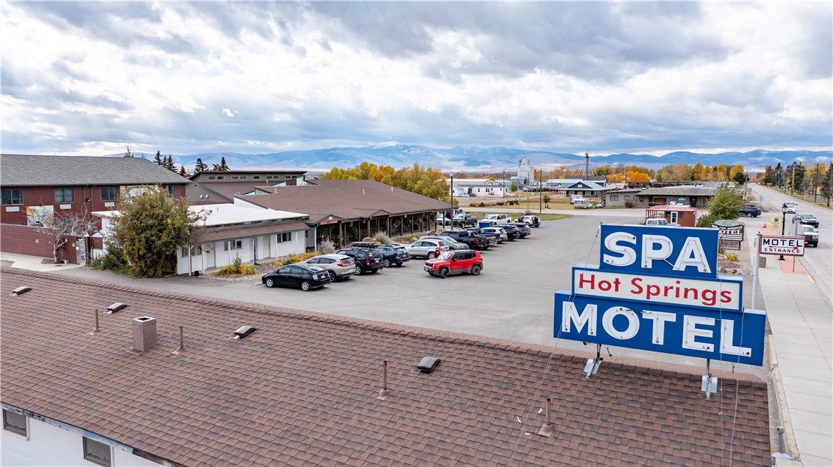 202 & 301 W Main Street