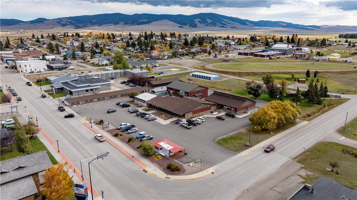 202 & 301 W Main Street