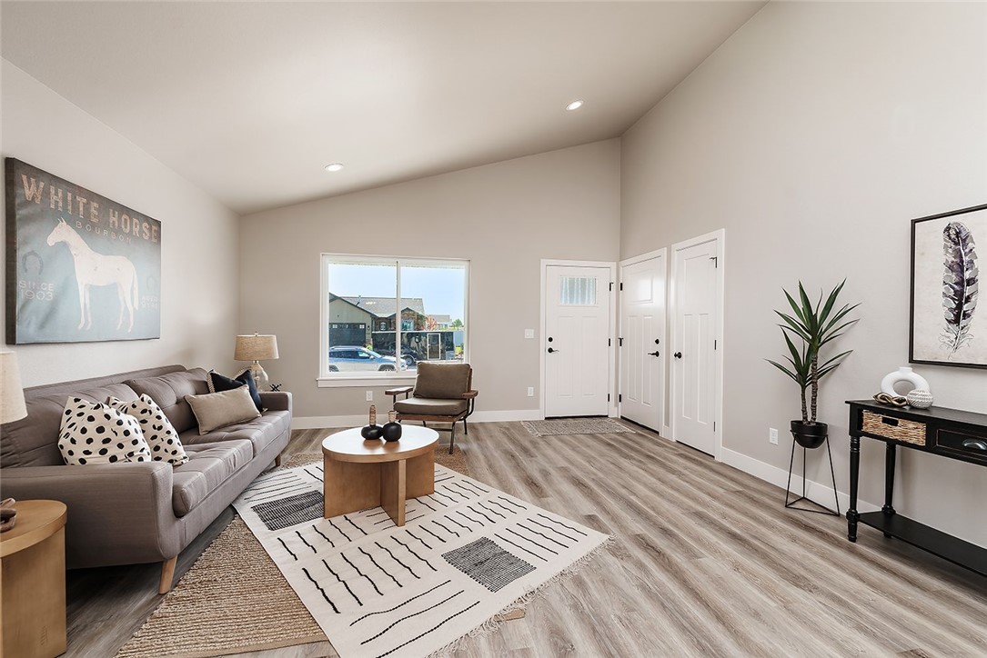 424 Montecito Avenue