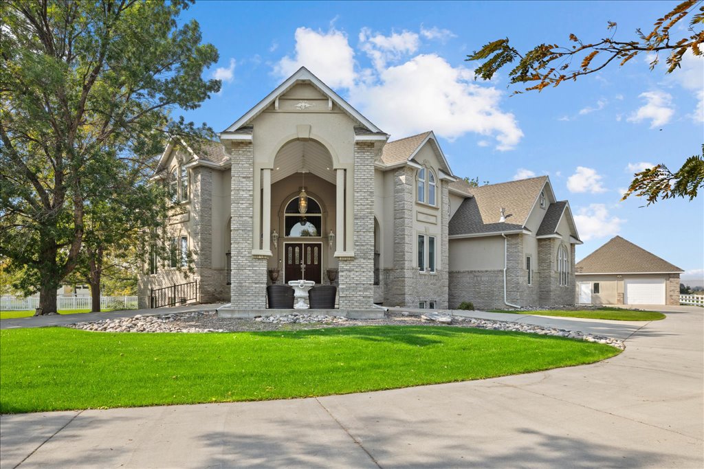 1820 Stillmeadow Drive