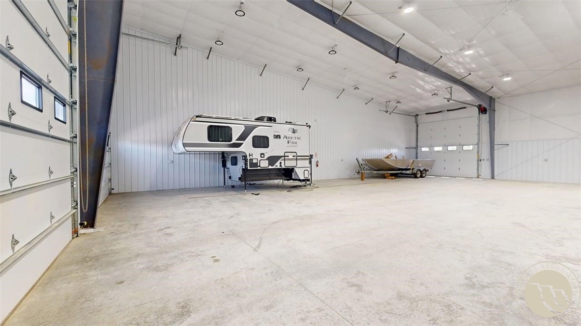 3734 Cresent Lake Rd #4