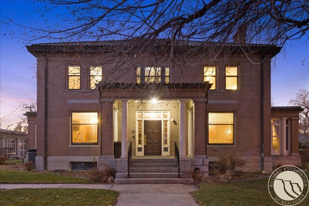 820 Division Street