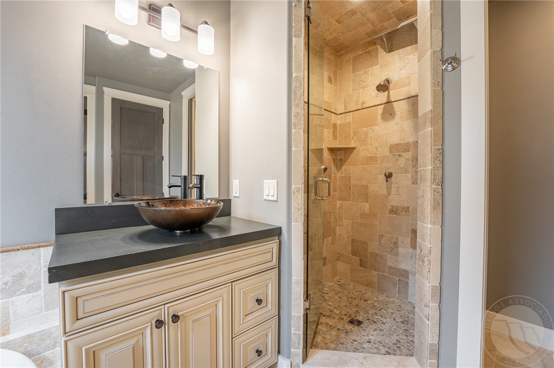 Billings, Montana 59106, United States, 6 Bedrooms Bedrooms, ,4 BathroomsBathrooms,Residential,Active,96570