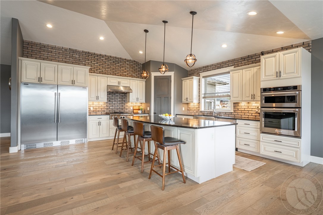 Billings, Montana 59106, United States, 6 Bedrooms Bedrooms, ,4 BathroomsBathrooms,Residential,Active,96570