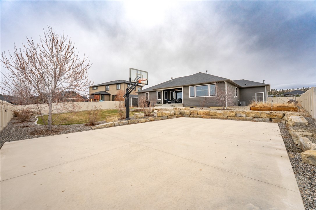 Billings, Montana 59106, United States, 6 Bedrooms Bedrooms, ,4 BathroomsBathrooms,Residential,Active,96570