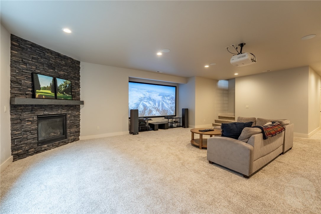 Billings, Montana 59106, United States, 6 Bedrooms Bedrooms, ,4 BathroomsBathrooms,Residential,Active,96570