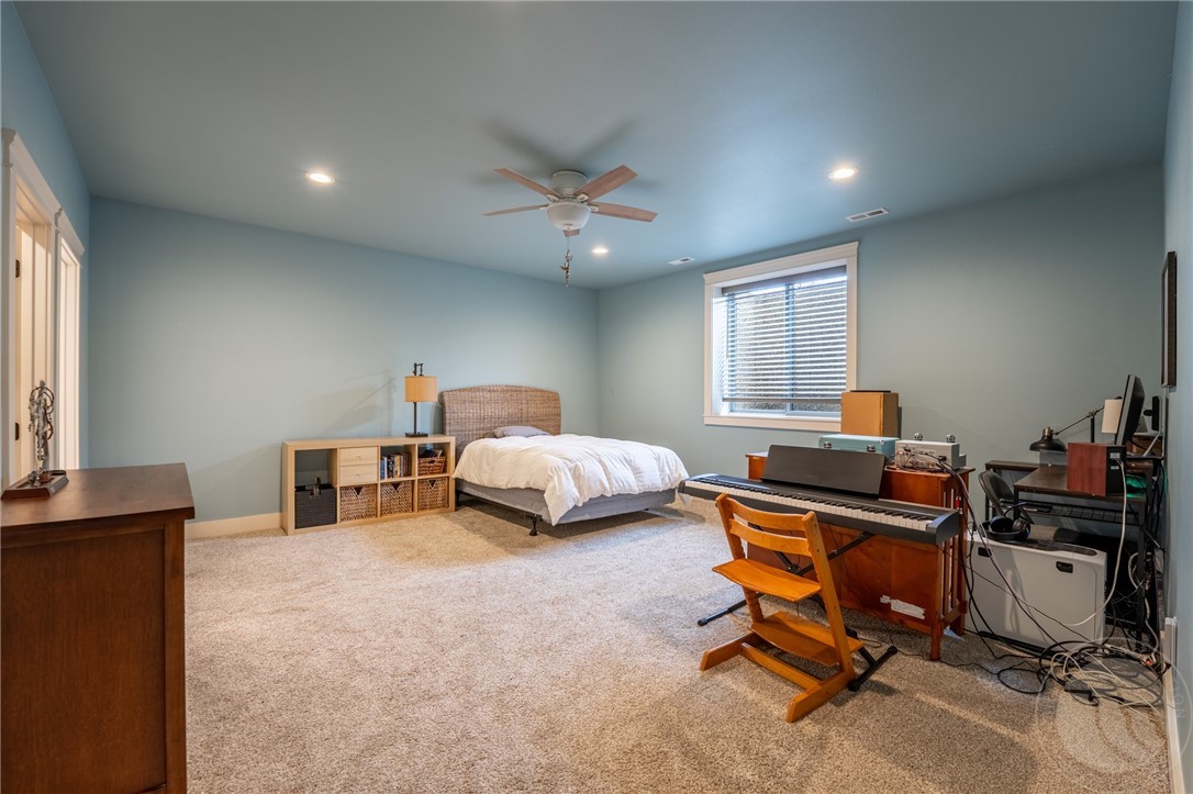 Billings, Montana 59106, United States, 6 Bedrooms Bedrooms, ,4 BathroomsBathrooms,Residential,Active,96570