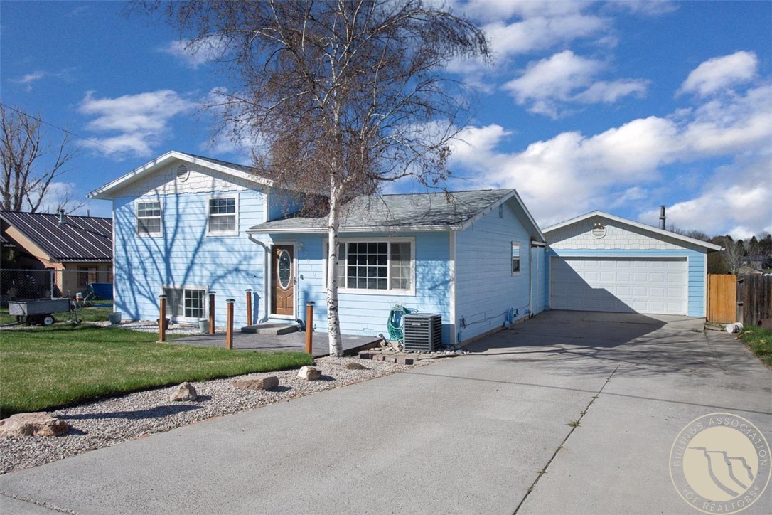 2012 Phoebe Dr
