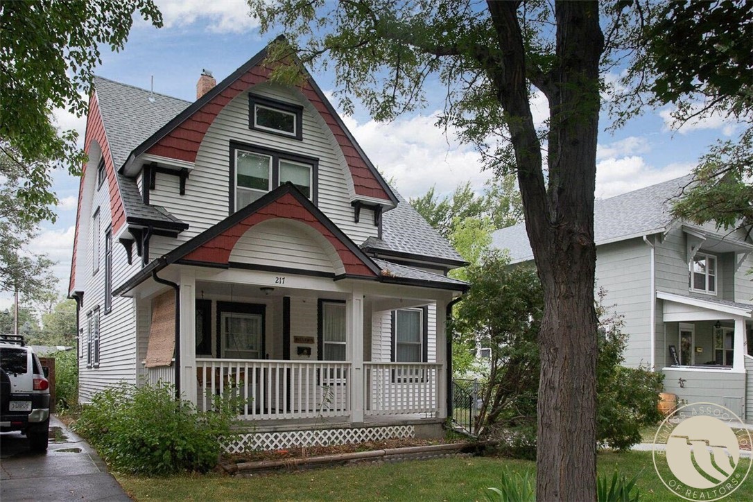 217 Lewis Avenue