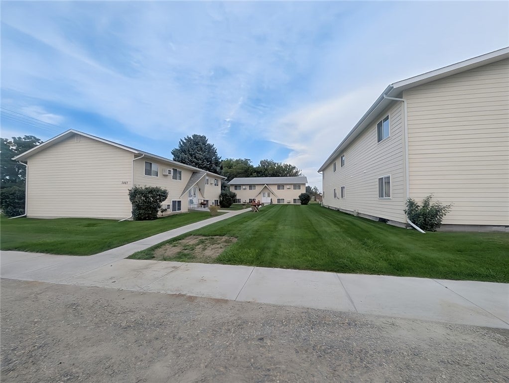 2467 2nd Street