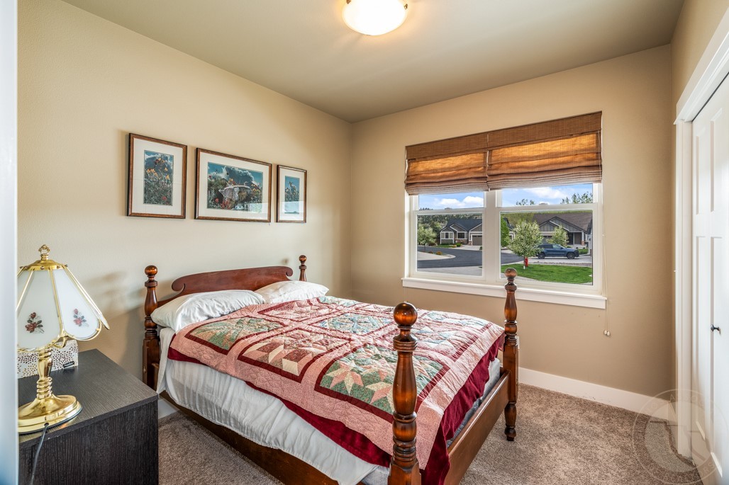 Billings, Montana 59106, United States, 5 Bedrooms Bedrooms, ,3 BathroomsBathrooms,Residential,Active,141447